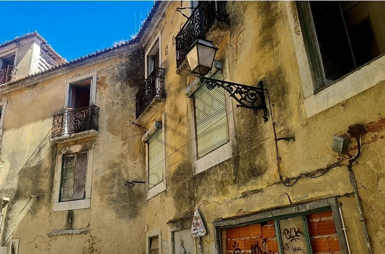 Prédio para Venda em Santa Maria Maior Foto 2