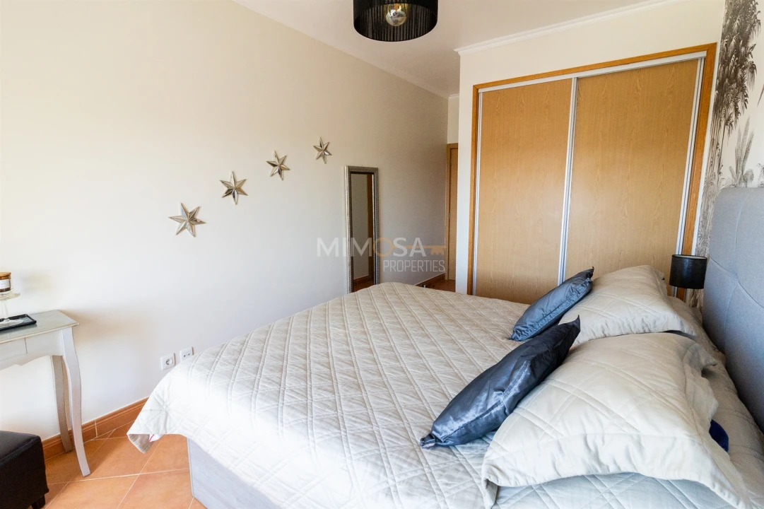 Apartamento T1 para Venda em Lagos (São Sebastião e Santa Maria) Foto 16