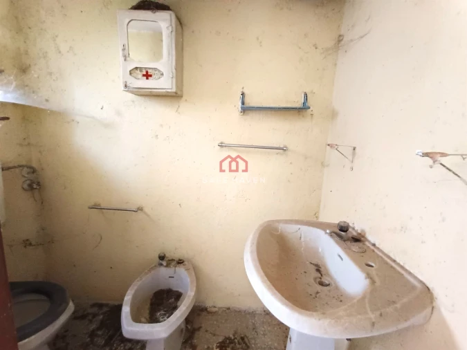 Moradia T2 para Venda em Freixiosa Foto 9