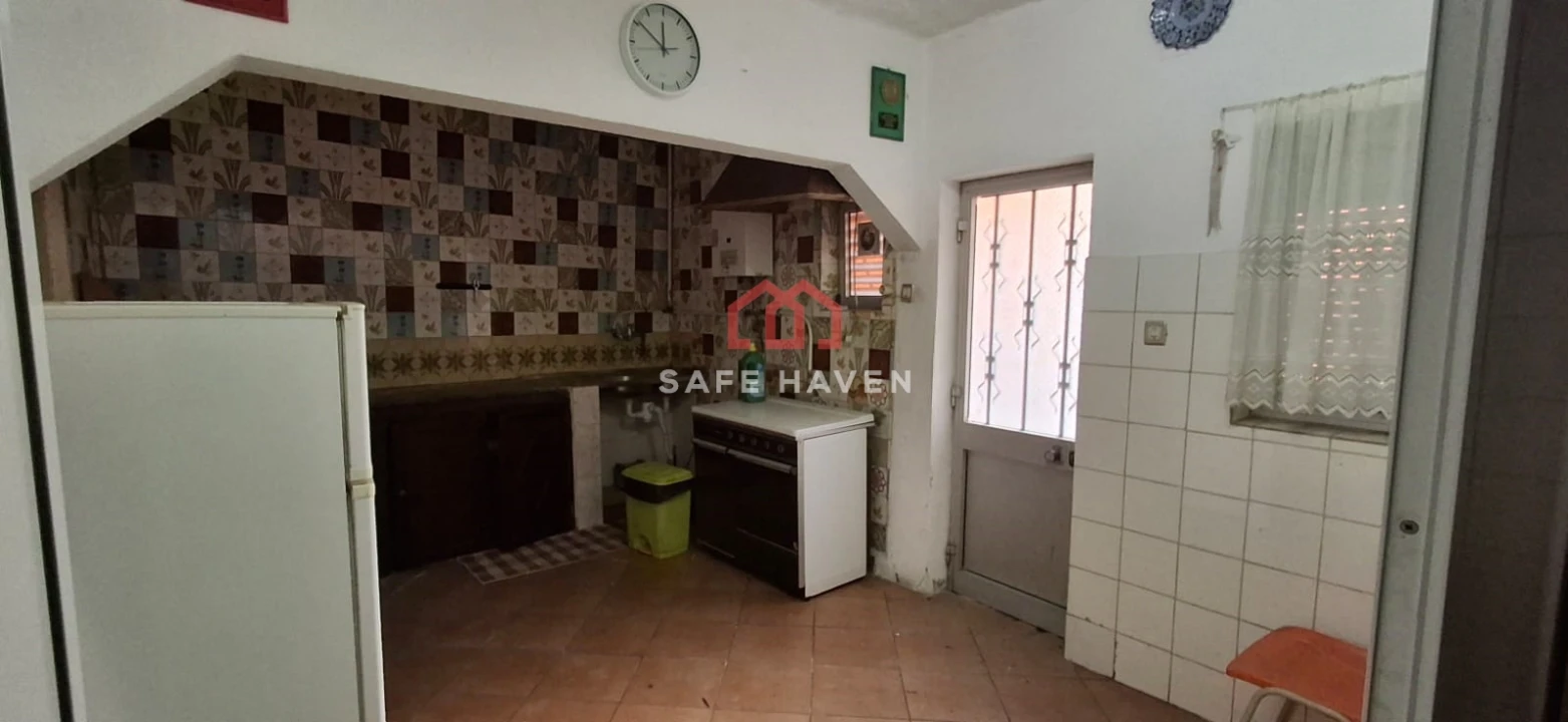 Moradia T4 para Venda em Vila Nova de Tazem Foto 11