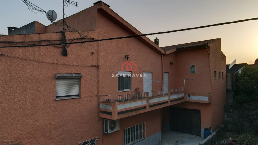 Moradia T4 para Venda em Vila Nova de Tazem Foto 3