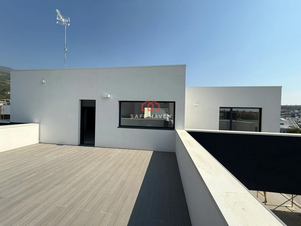 Moradia T3 para Venda em Covilhã e Canhoso Foto 3