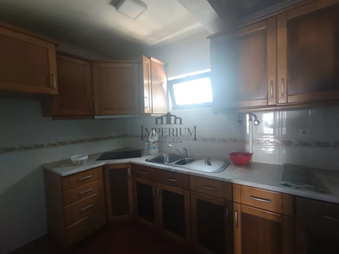 Moradia T2 para Arrendamento em Alenquer (Santo Estêvão e Triana) Foto 7