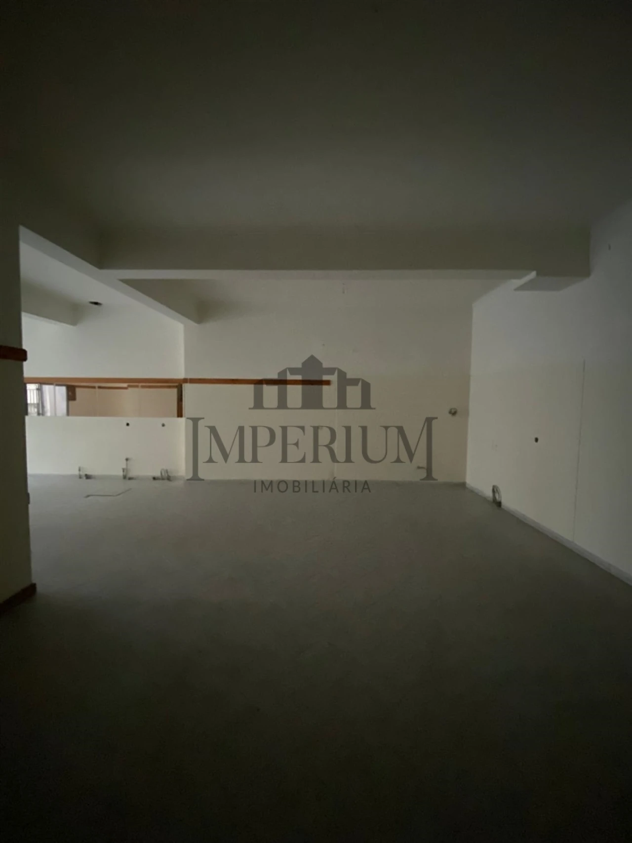 Loja para Venda em Castanheira do Ribatejo e Cachoeiras Foto 5