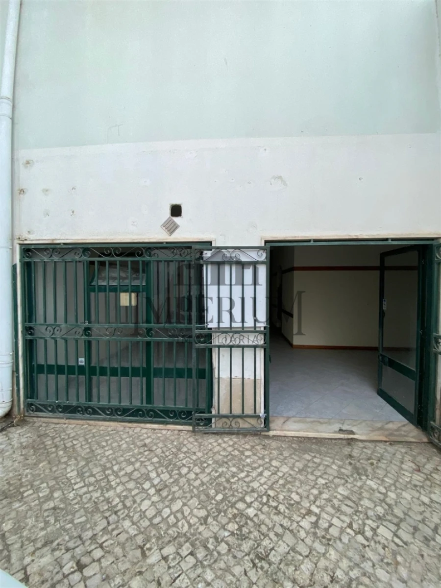 Loja para Venda em Castanheira do Ribatejo e Cachoeiras Foto 7