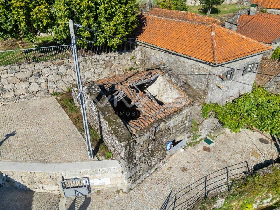 Moradia T0 para Venda em Cibões e Brufe Foto 26