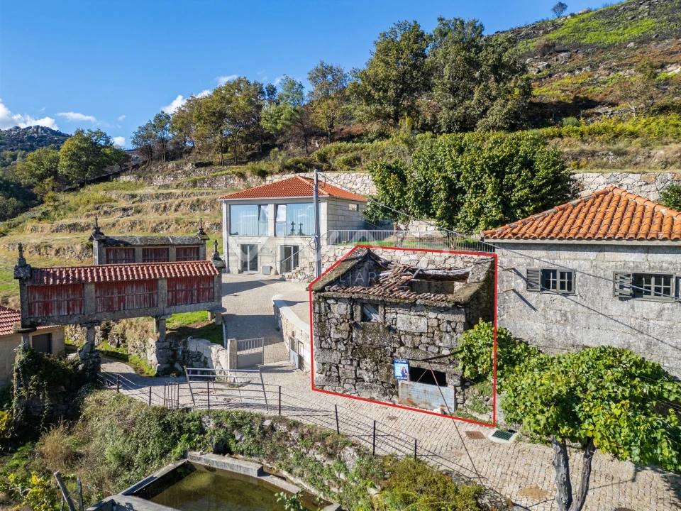 Moradia T0 para Venda em Cibões e Brufe Foto 14