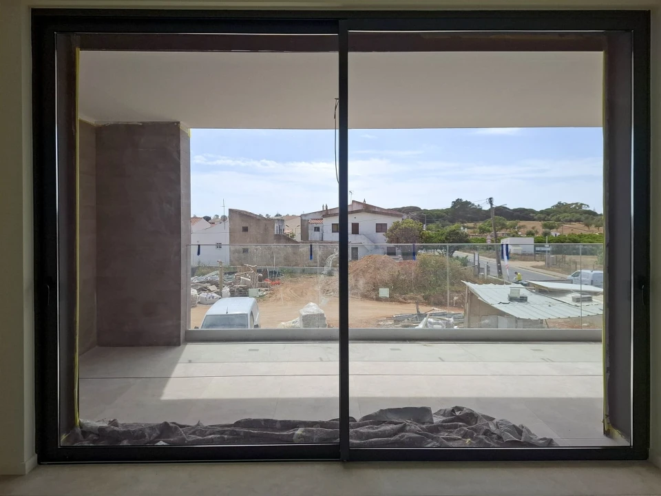 Moradia T3 para Venda em Albufeira e Olhos de Água Foto 24