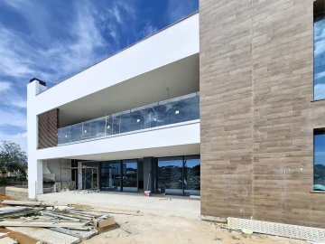 Moradia T3 para Venda em Albufeira e Olhos de Água