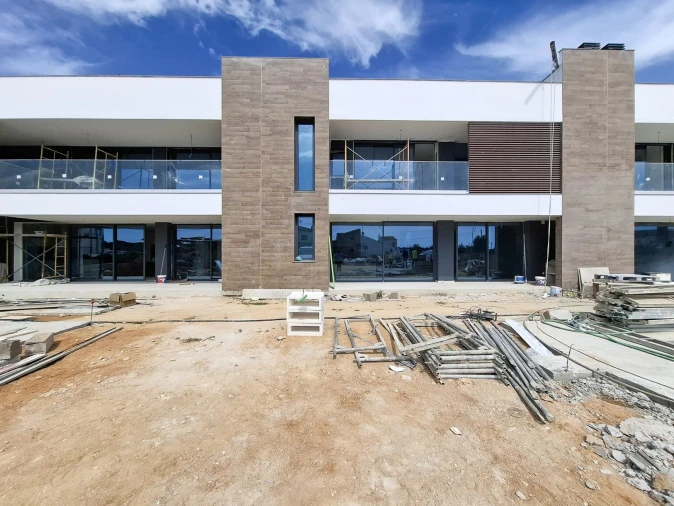 Moradia T3 para Venda em Albufeira e Olhos de Água Foto 2