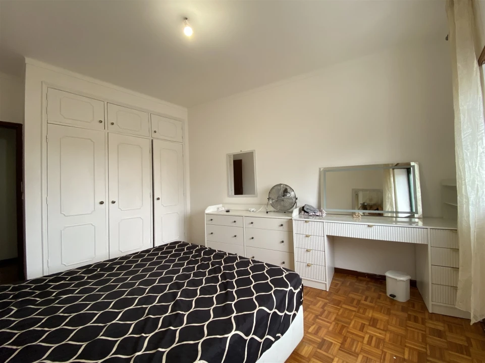 Apartamento T3 para Venda em Marinha Grande Foto 12