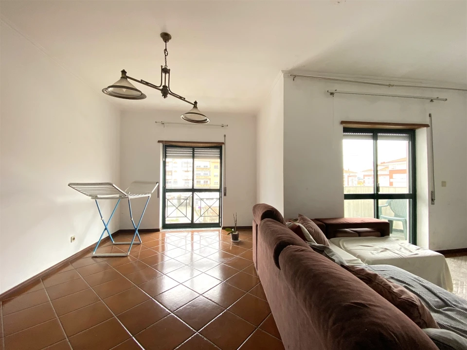 Apartamento T3 para Venda em Marinha Grande Foto 1