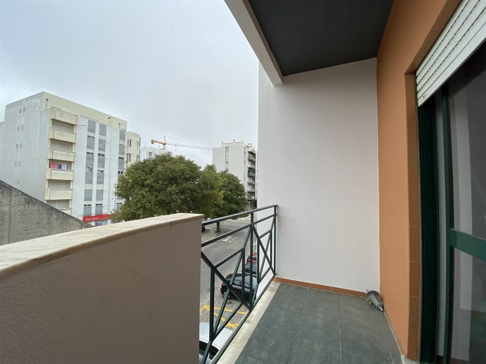 Apartamento T3 para Venda em Marinha Grande Foto 19