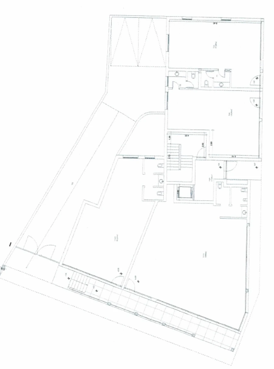 Loja para Arrendamento em Meirinhas Foto 22