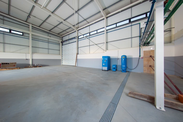 Armazém para Venda em Maceira Foto 15