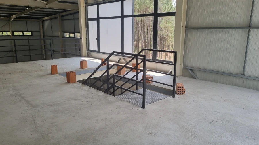 Armazém para Venda em Maceira Foto 5