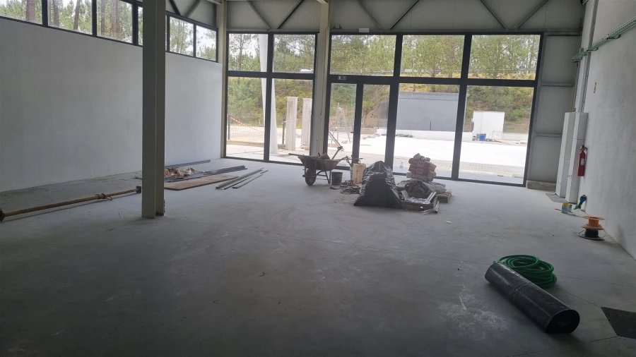 Armazém para Venda em Maceira Foto 3