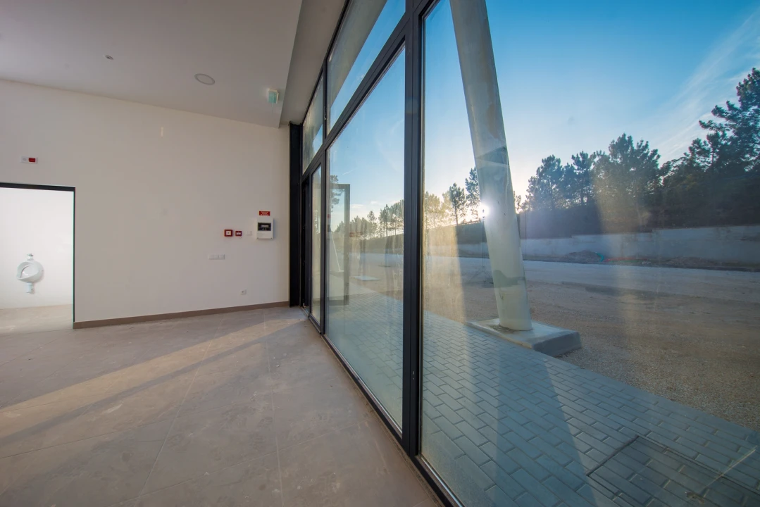 Armazém para Venda em Maceira Foto 11