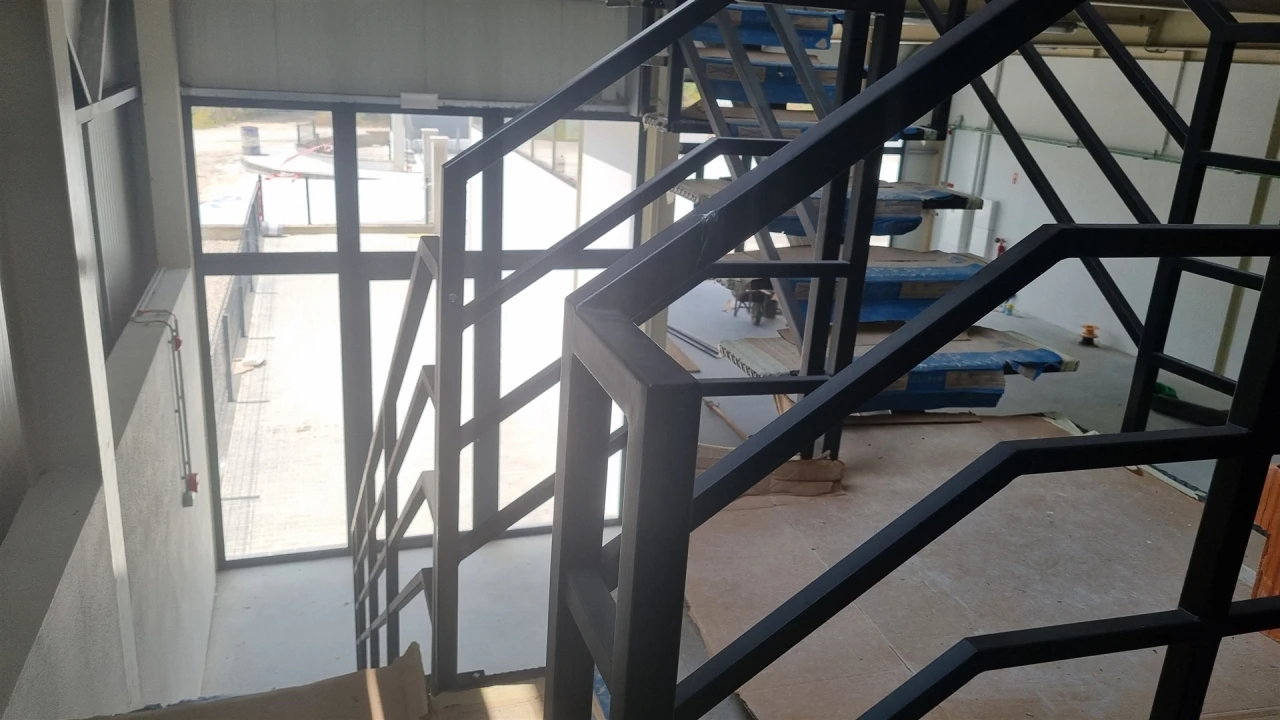 Armazém para Venda em Maceira Foto 4