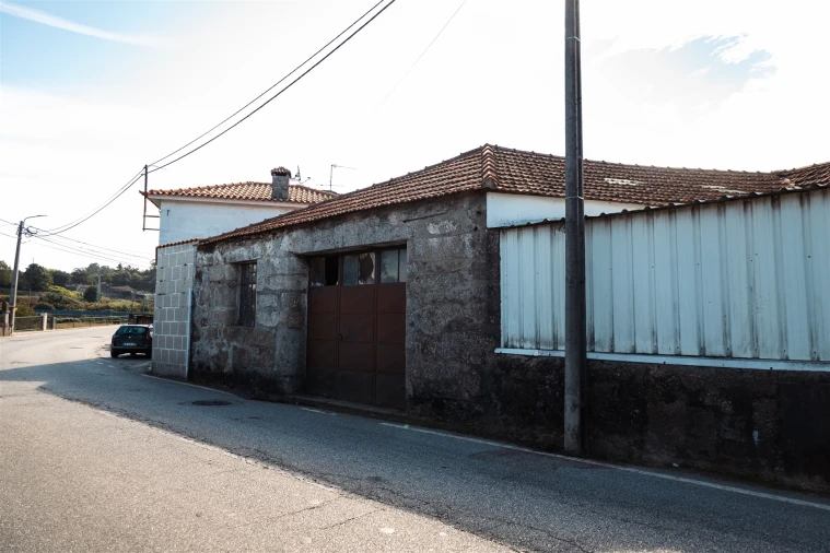 Armazém para Venda em Frazão Arreigada Foto 28