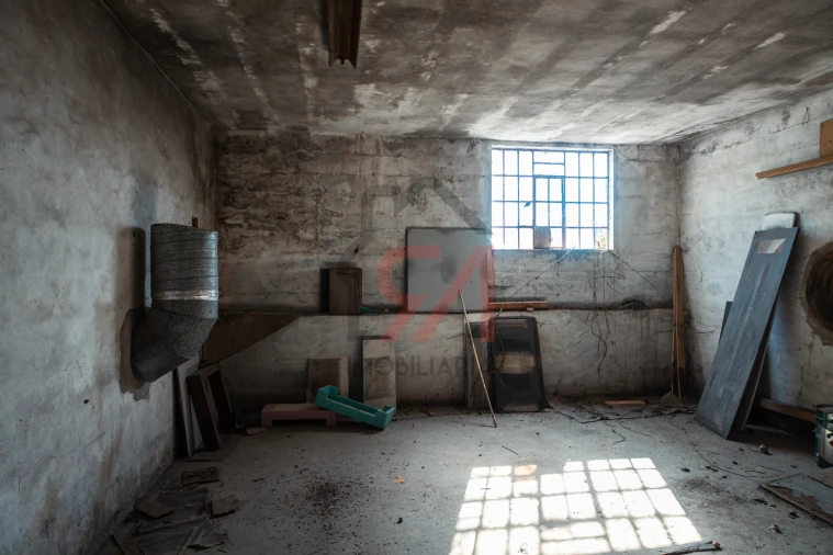 Armazém para Venda em Frazão Arreigada Foto 13