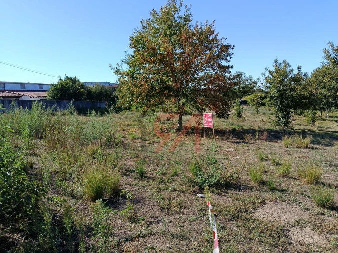 Terreno para Venda em Paços de Ferreira Foto 1