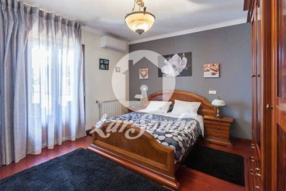 Moradia T4 para Venda em Anta e Guetim