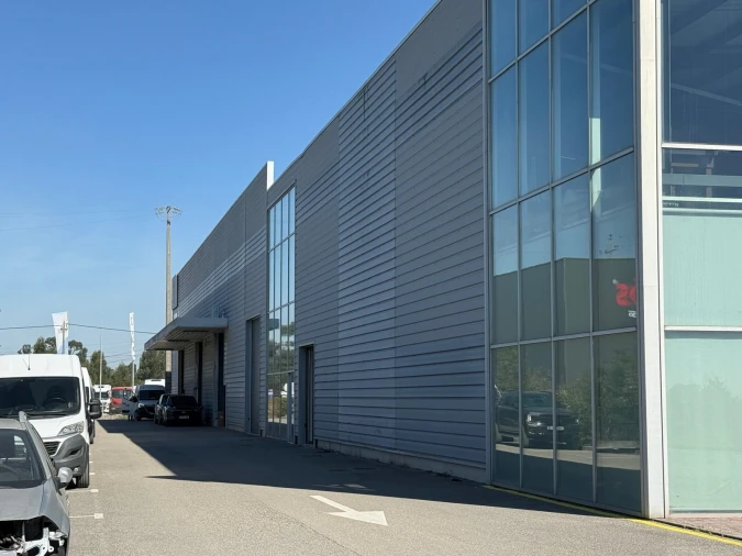 Armazém para Arrendamento em Esgueira Foto 2