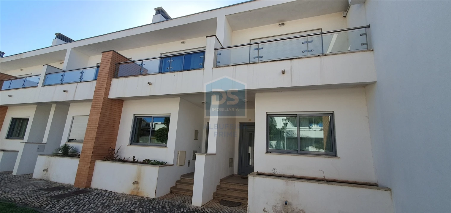 Moradia T2 para Venda em Albufeira e Olhos de Água Foto 14