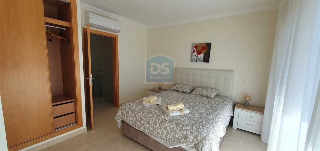 Moradia T2 para Venda em Albufeira e Olhos de Água Foto 6