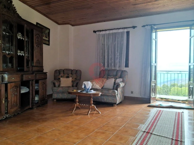 Moradia T3 para Venda em Fiães Foto 11