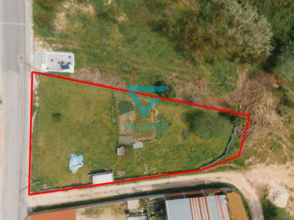 Terreno para Venda em Colmeias e Memória Foto 1