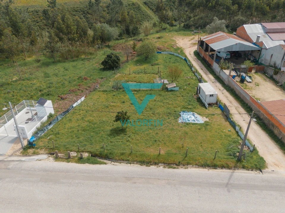 Terreno para Venda em Colmeias e Memória Foto 3