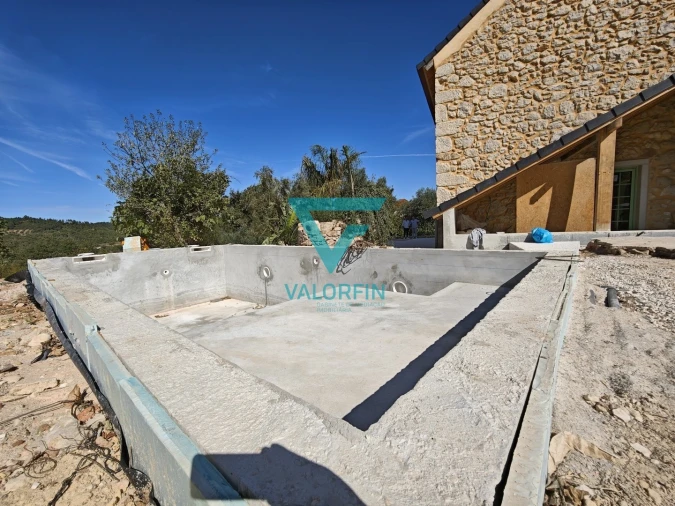 Moradia T3 para Venda em Abiul Foto 5