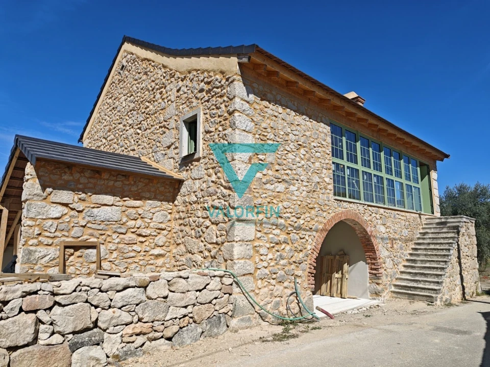 Moradia T3 para Venda em Abiul Foto 1