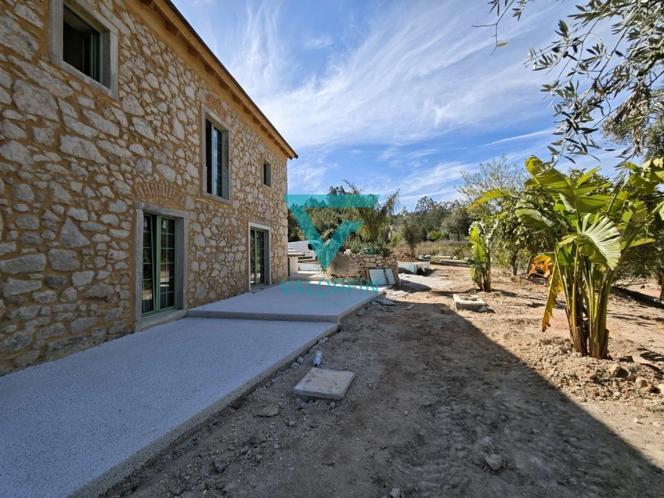 Moradia T3 para Venda em Abiul Foto 3