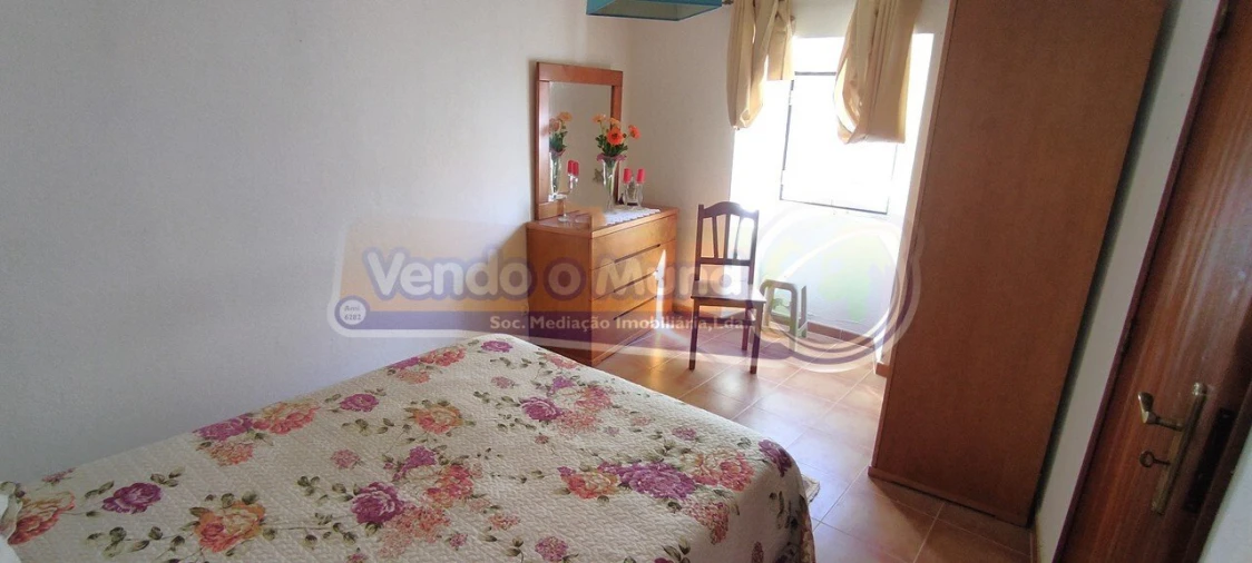 Moradia T2 para Venda em Cabeção Foto 7