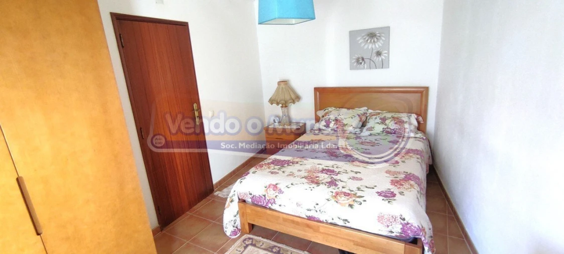 Moradia T2 para Venda em Cabeção Foto 6