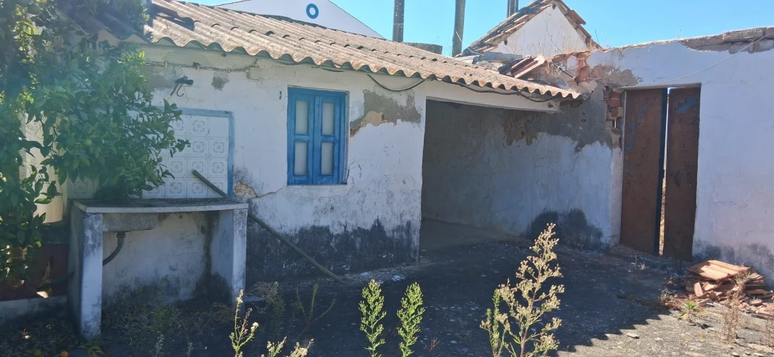 Moradia T0 para Venda em Alpiarça Foto 4