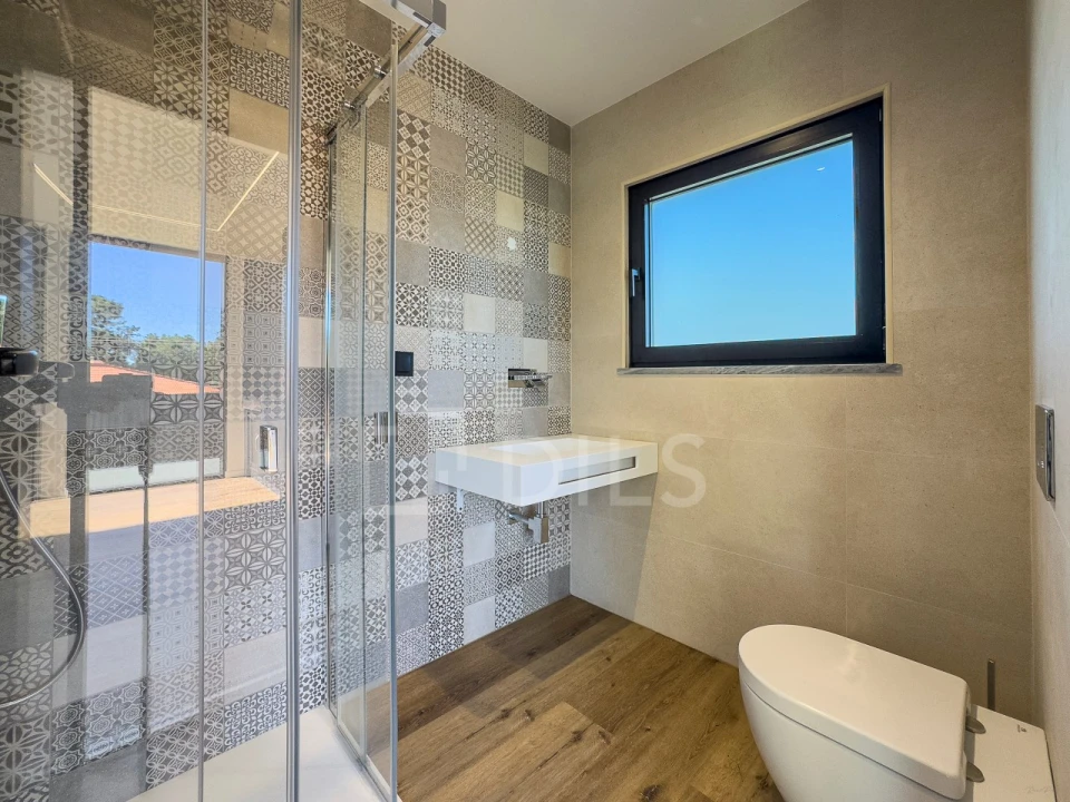 Moradia T4 para Venda em Santo Isidoro Foto 38