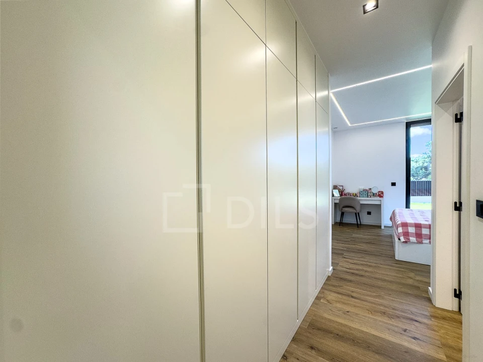 Moradia T4 para Venda em Santo Isidoro Foto 22