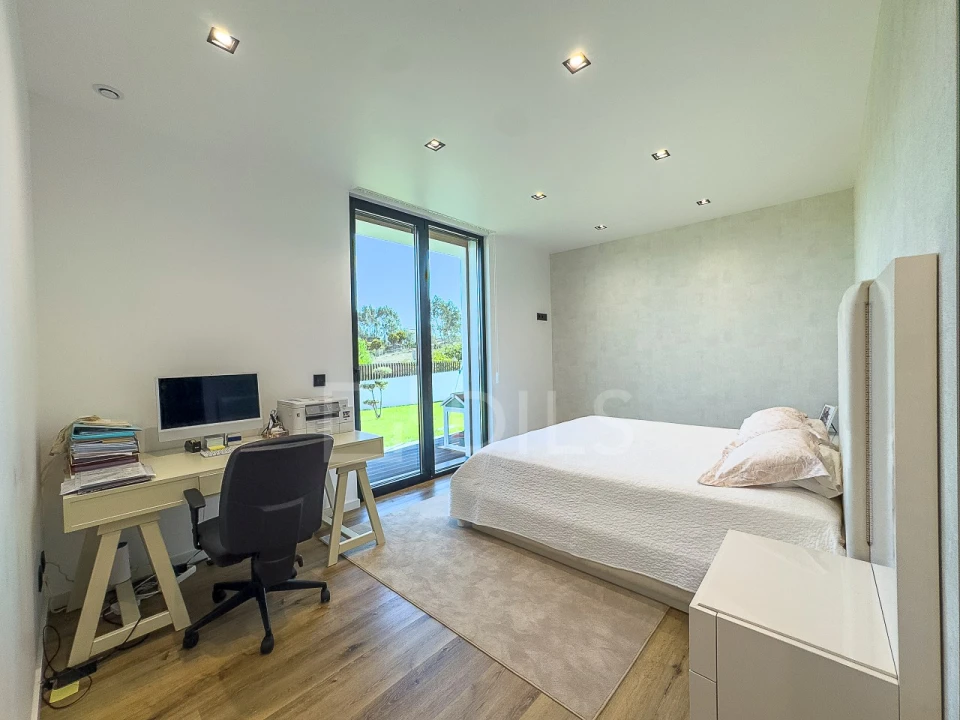 Moradia T4 para Venda em Santo Isidoro Foto 33