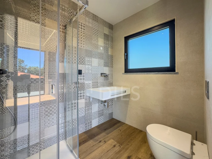 Moradia T4 para Venda em Santo Isidoro Foto 38