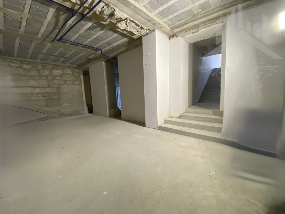 Loja para Arrendamento em Cedofeita, Santo Ildefonso, Sé, Miragaia, São Nicolau e Vitória Foto 9