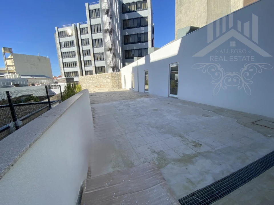 Loja para Arrendamento em Cedofeita, Santo Ildefonso, Sé, Miragaia, São Nicolau e Vitória Foto 14