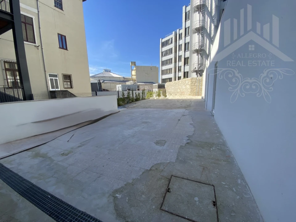 Loja para Arrendamento em Cedofeita, Santo Ildefonso, Sé, Miragaia, São Nicolau e Vitória Foto 15