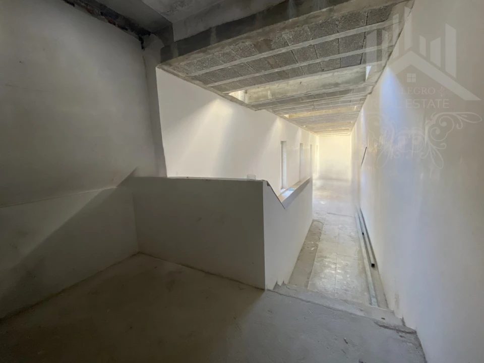 Loja para Arrendamento em Cedofeita, Santo Ildefonso, Sé, Miragaia, São Nicolau e Vitória Foto 23