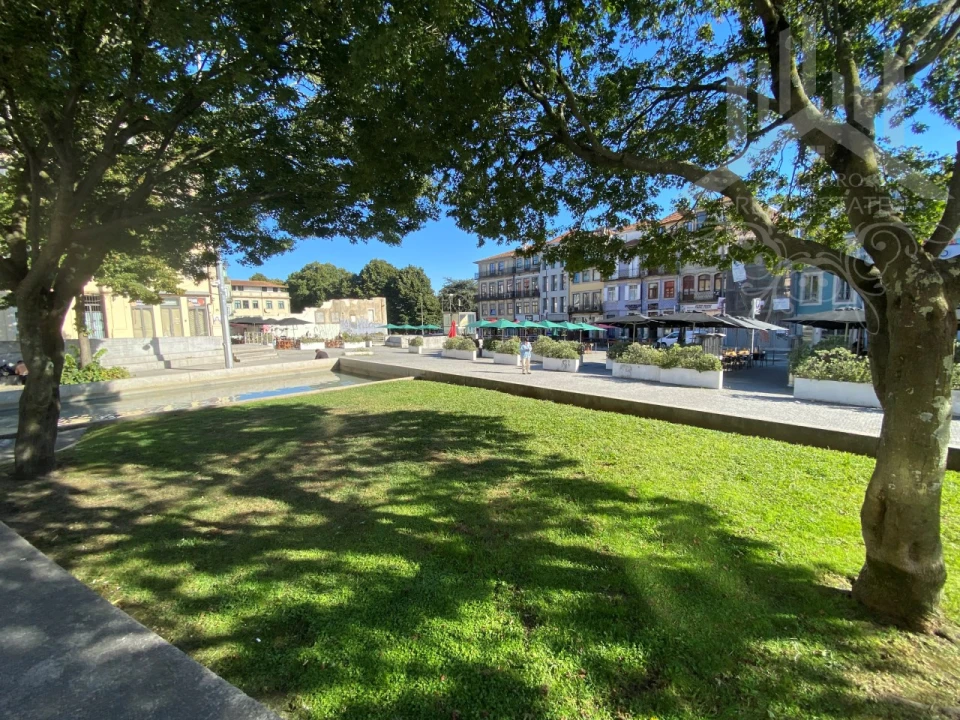 Loja para Arrendamento em Cedofeita, Santo Ildefonso, Sé, Miragaia, São Nicolau e Vitória Foto 26