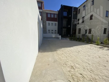 Loja para Arrendamento em Cedofeita, Santo Ildefonso, Sé, Miragaia, São Nicolau e Vitória