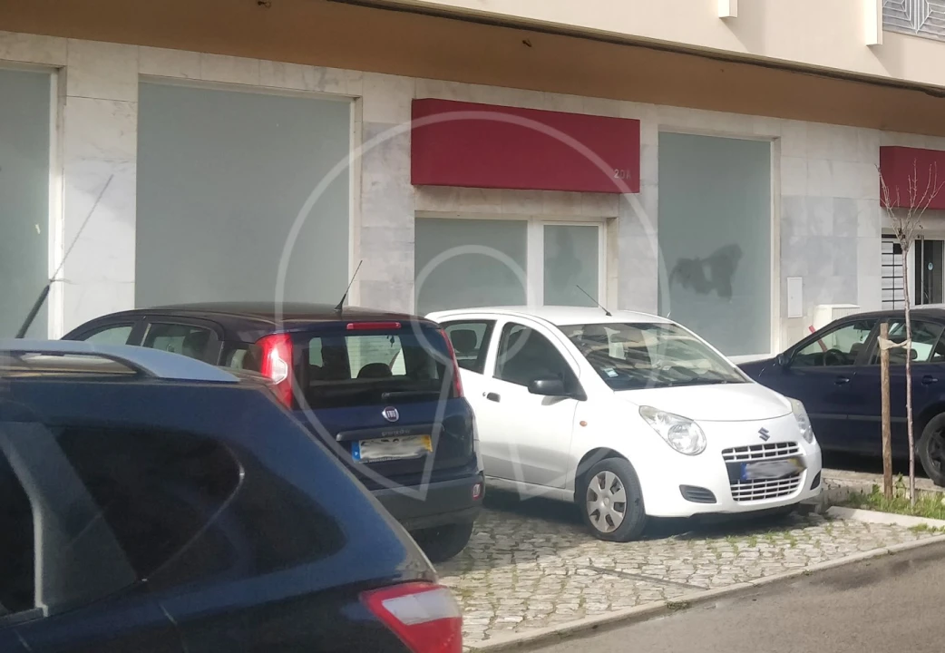 Loja para Venda em Alto do Seixalinho, Santo André e Verderena Foto 4